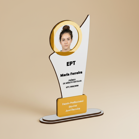 Troféu personalizado MDF branco e acrílico dourado espelhado 22cm