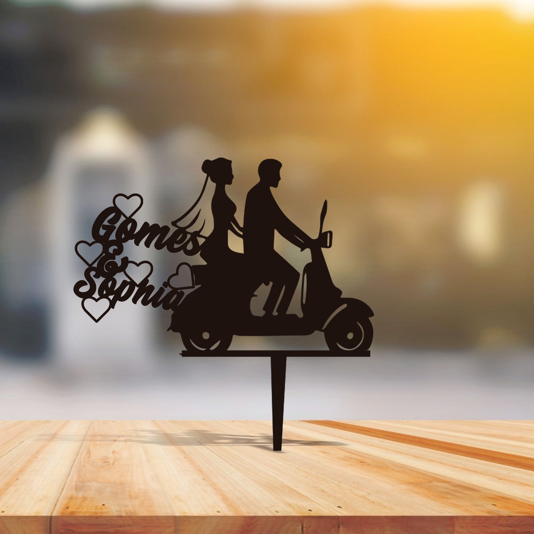 Wedding cake topper with the names of the bride and groom - Mota