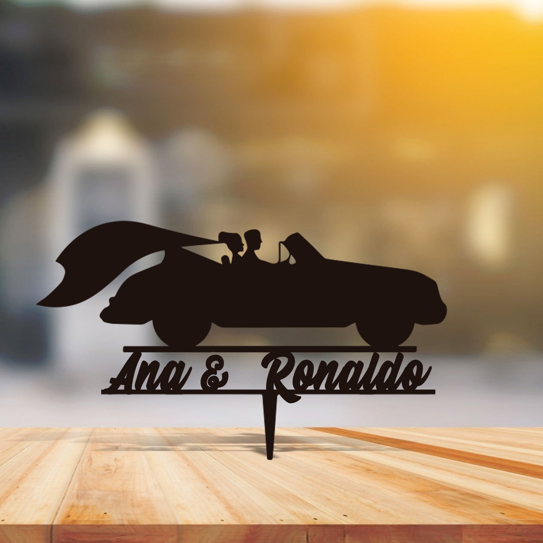 Cake topper - Wedding with the names of the bride and groom - Classic Car